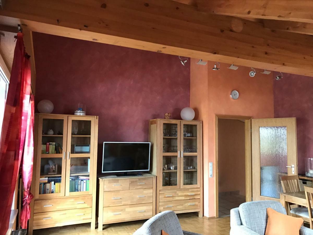 Messe Cgn/Dus Grossraeumige Wohnung In Guter Verkehrslage Leverkusen Exterior foto